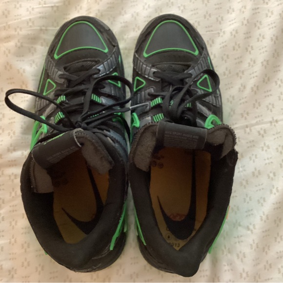 GUC Men’s Nike Air Rubber Dunk Off White Green Strike, size 9.5 - Picture 7 of 8